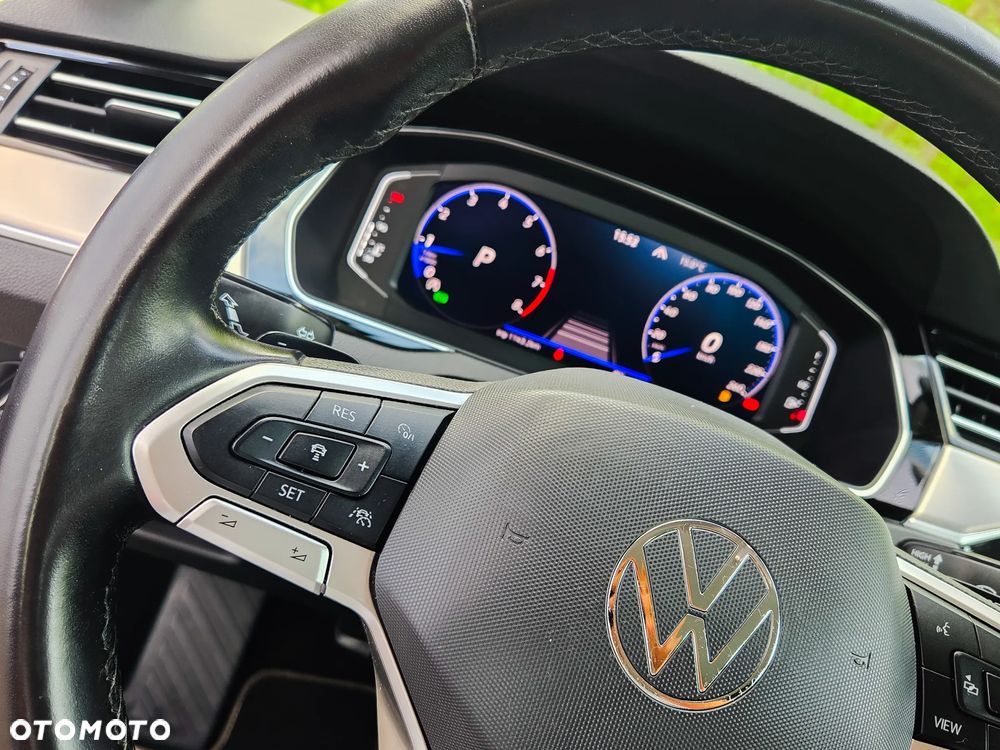 Volkswagen Passat 2.0 TSI Elegance DSG - 33