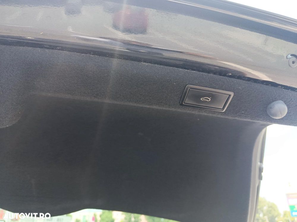 Skoda Superb 2.0 TDI DSG Sportline - 3