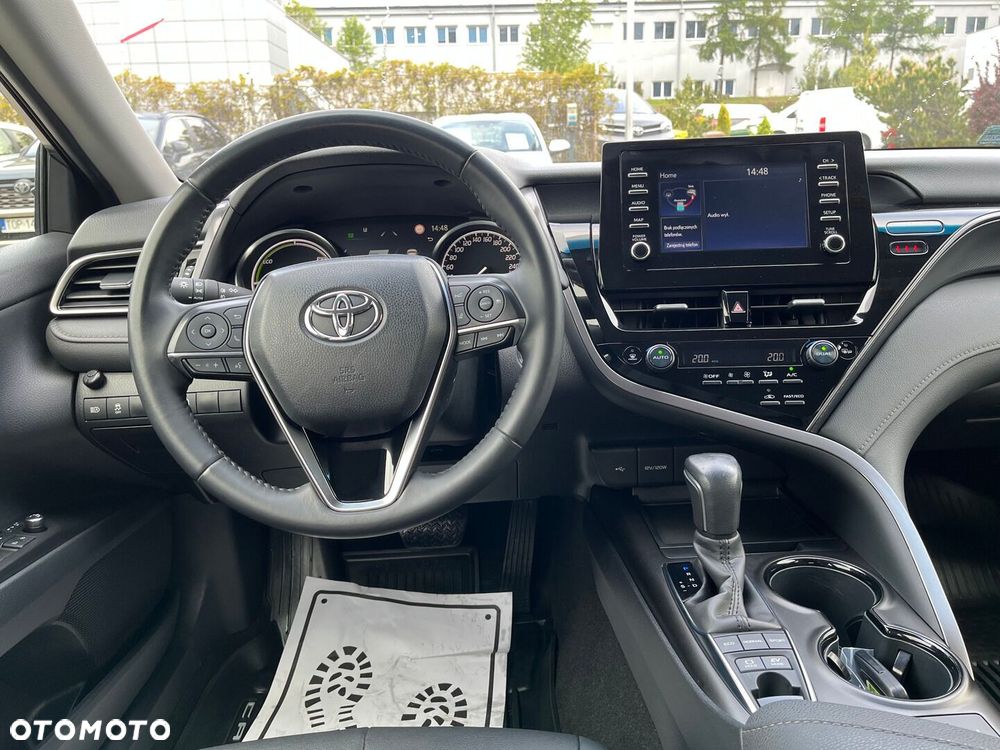 Toyota Camry 2.5 Hybrid Comfort CVT - 11