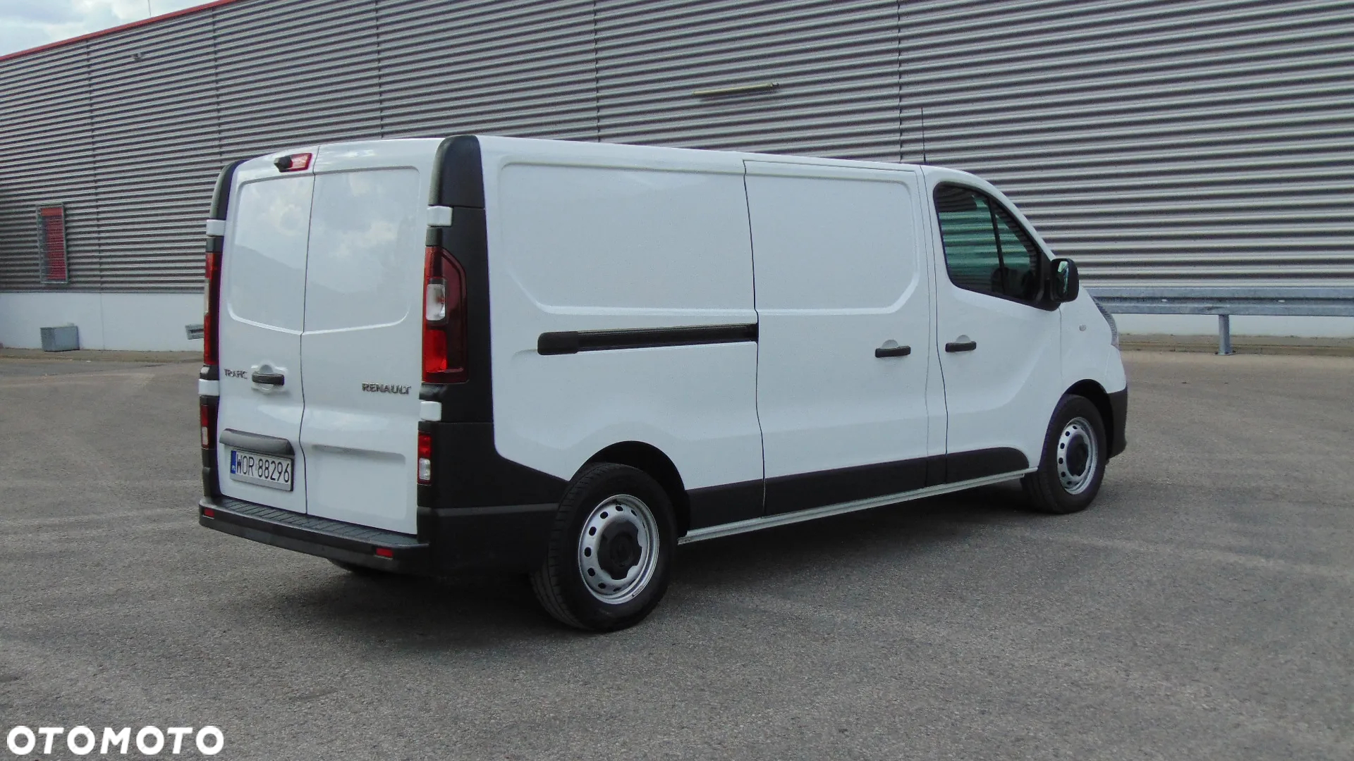 Renault TRAFIC - 11