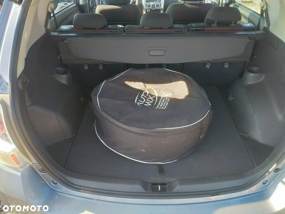 Toyota Verso 1.8 Premium - 22