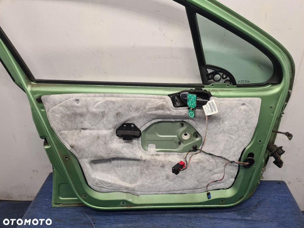 PEUGEOT 307 DRZWI PRZÓD LEWE  KSMC - 13