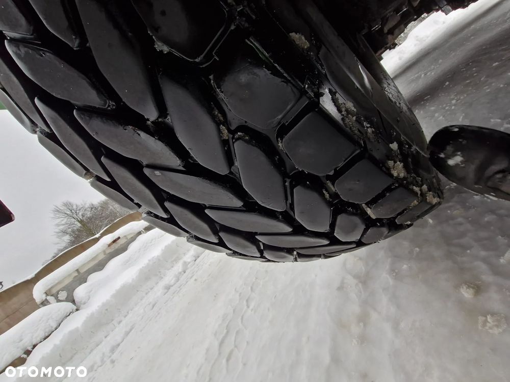 Liebherr LTM 1055-3.2 - 27