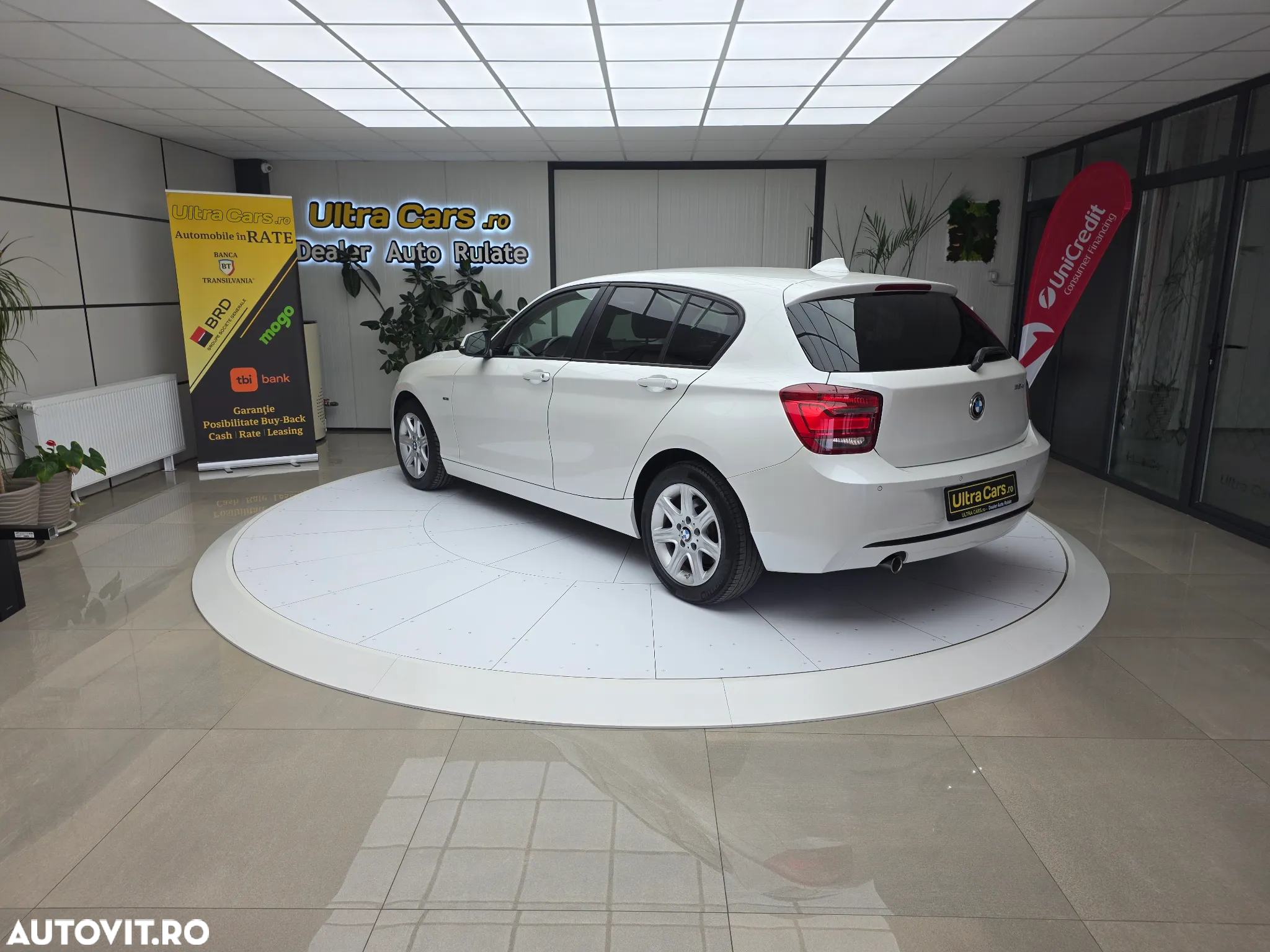 BMW Seria 1 118d Sport Line - 4
