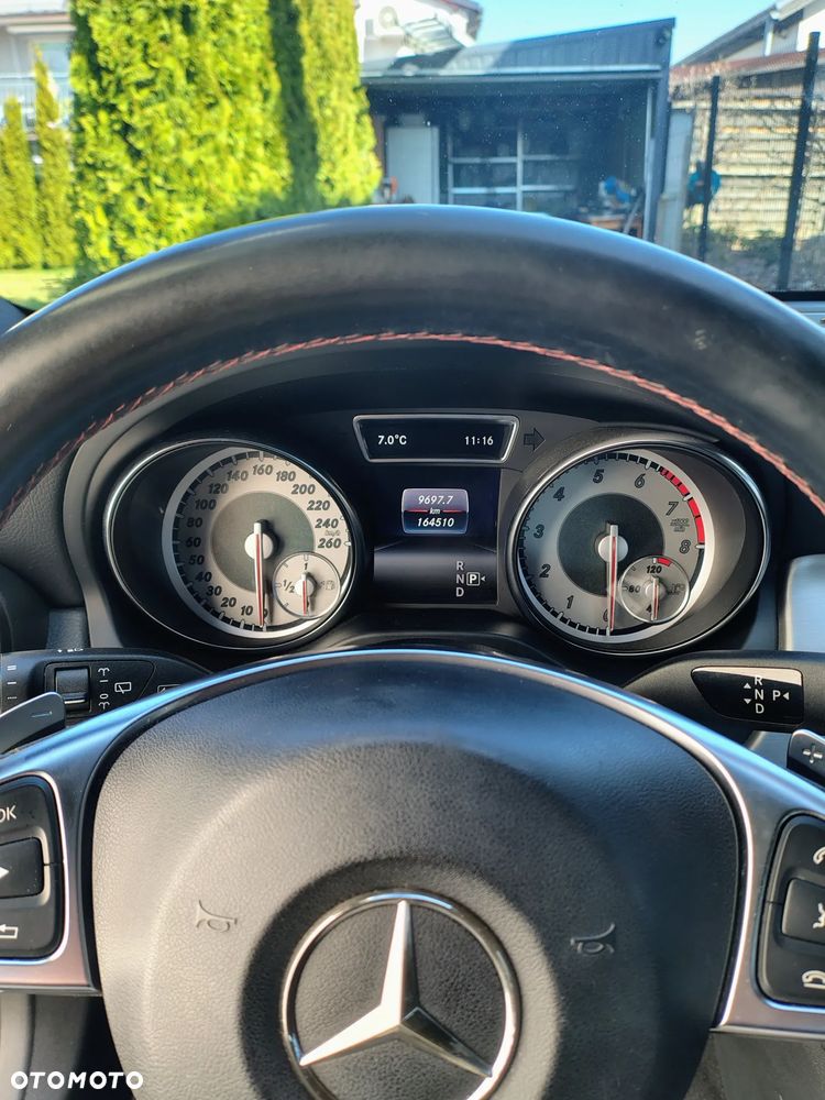 Mercedes-Benz CLA 200 7G-DCT AMG Line - 6