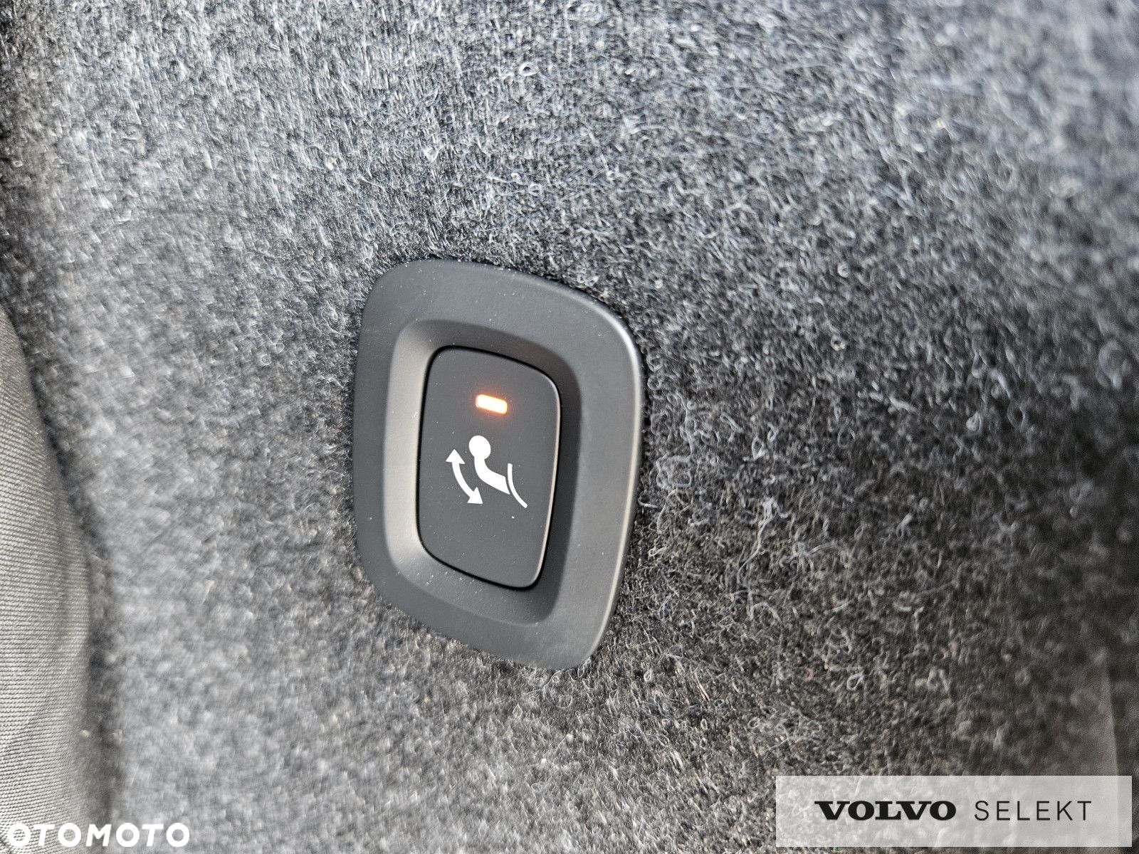Volvo XC 40 - 33