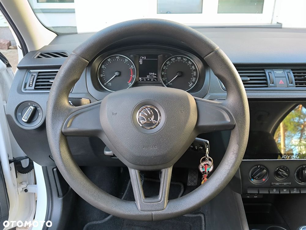 Skoda RAPID 1.2 TSI Ambition - 8