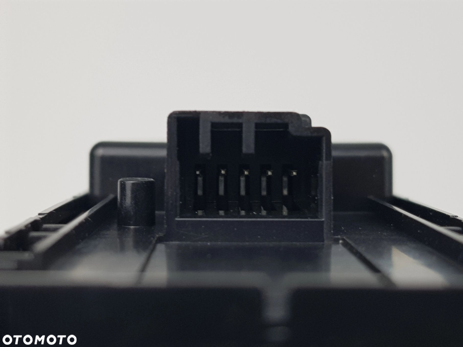 NOWY Przełącznik Panel sterowania szyb Volvo XC40 32319765 - 9