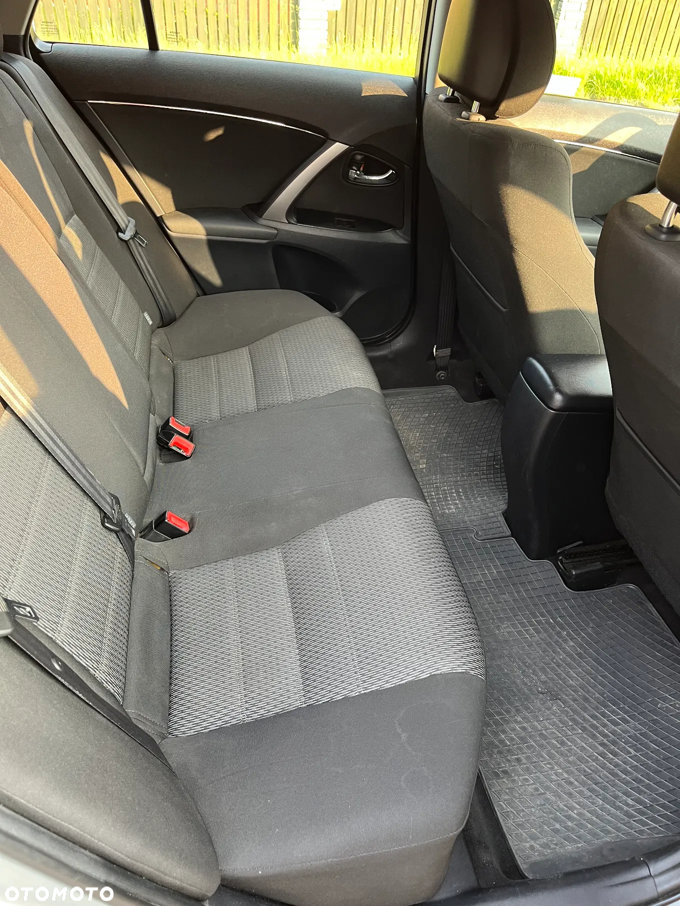 Toyota Avensis 2.0 D-4D Premium - 10