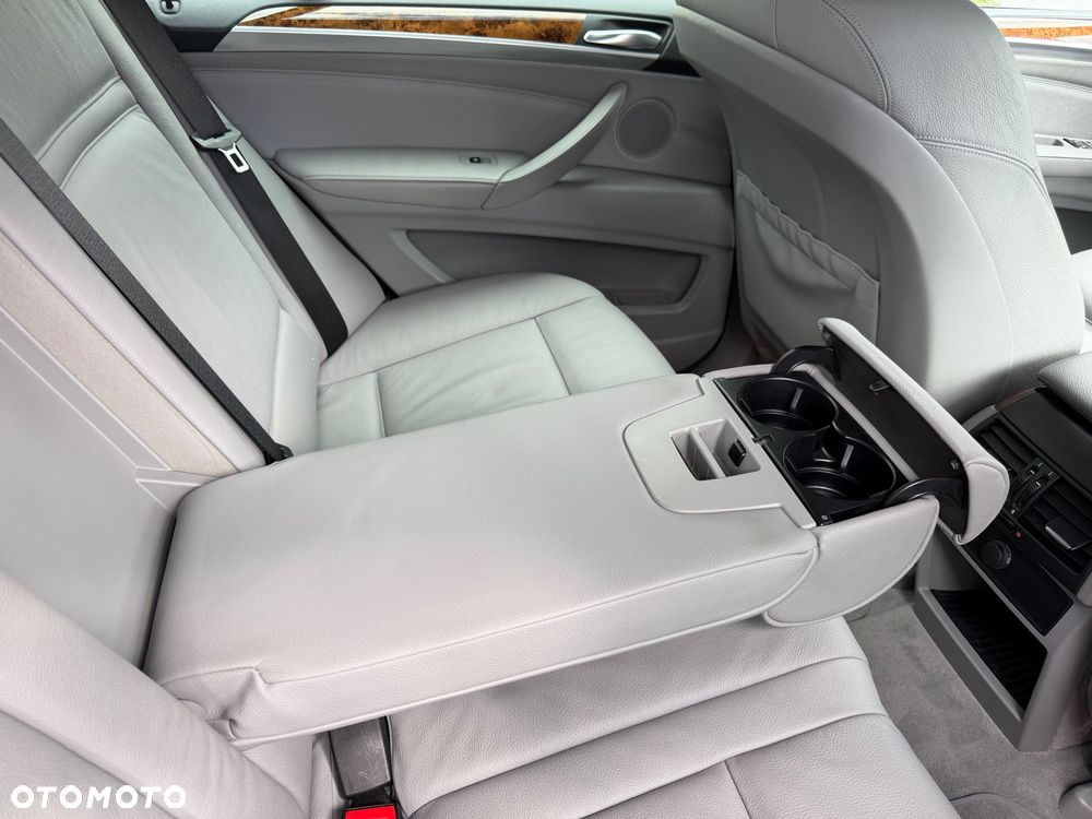 BMW X5 - 16