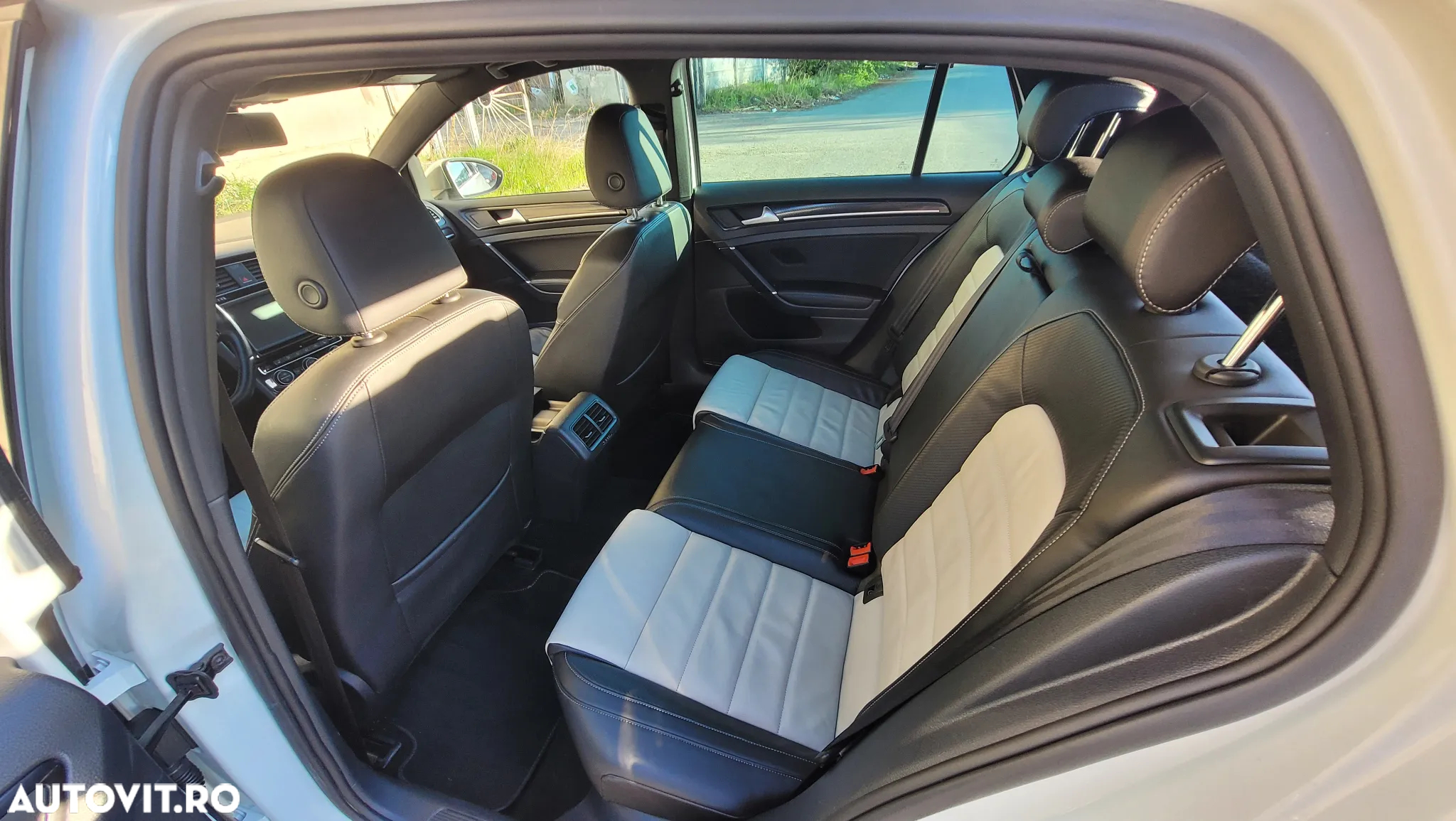Volkswagen Golf R 2.0 TSI OPF 4Motion DSG - 14