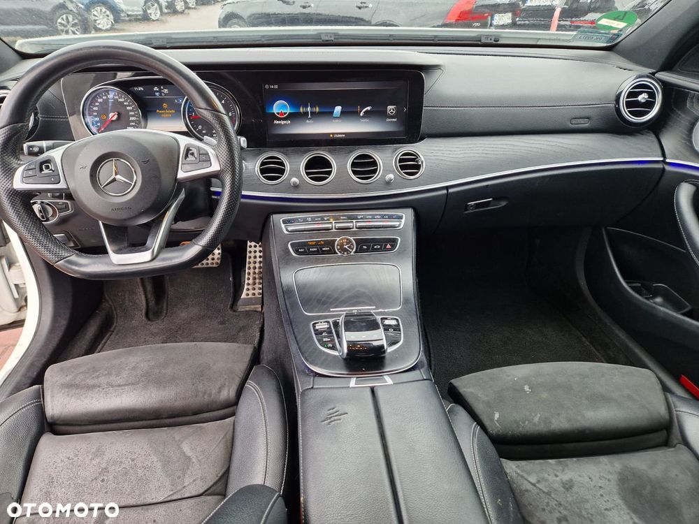 Mercedes-Benz Klasa E 220 d 4-Matic Business Edition 9G-TRONIC - 13