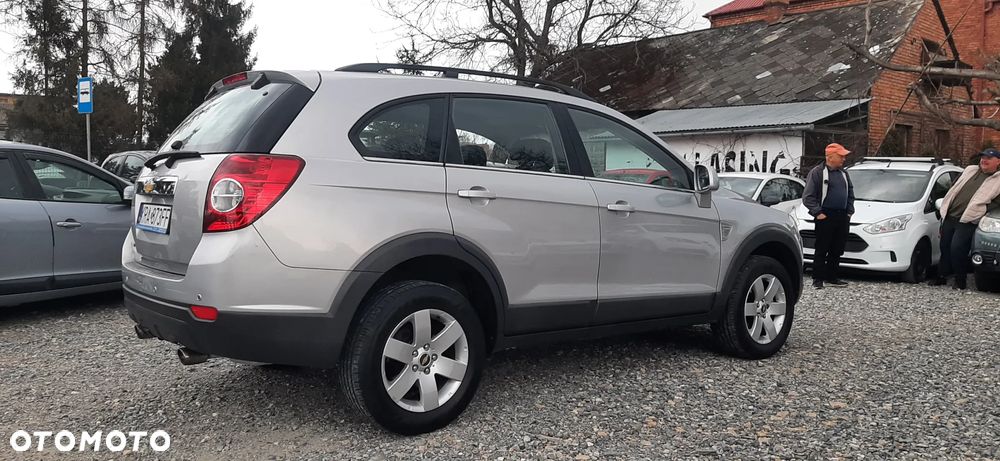 Chevrolet Captiva 2.4 2WD 7 Sitzer LS - 6