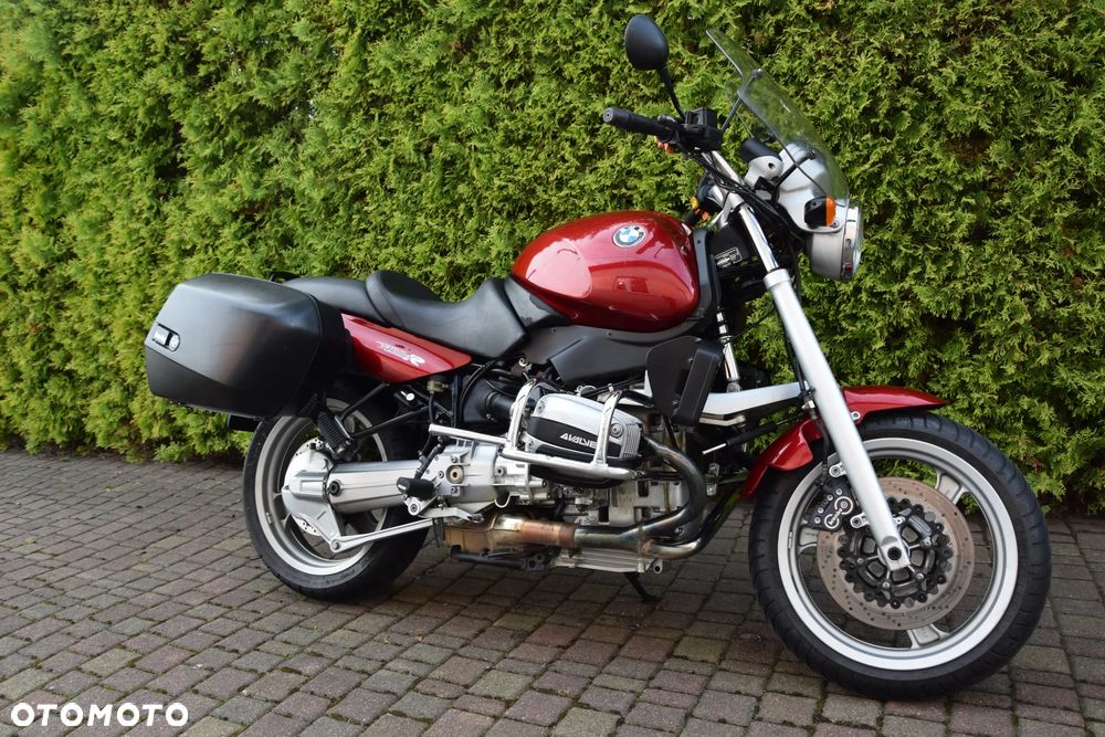 BMW R - 1