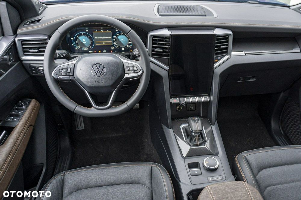 Volkswagen Amarok - 25