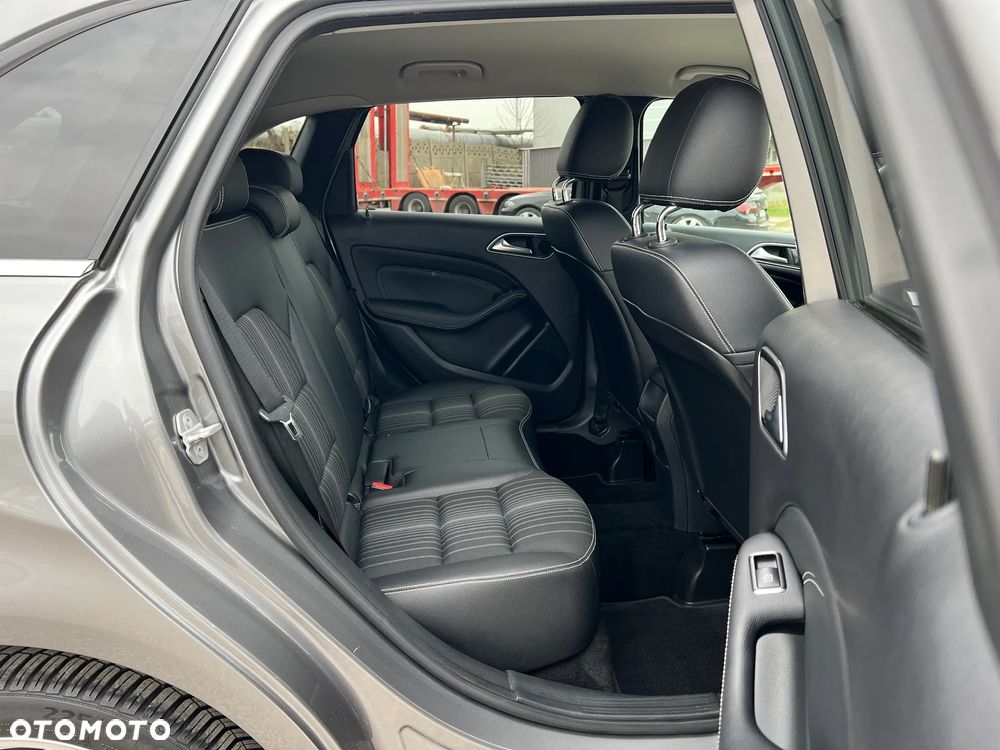 Mercedes-Benz Klasa B 180 (CDI) d BlueEff Edition - 29