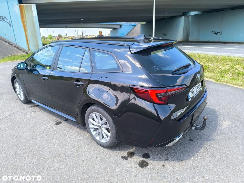 Toyota Corolla - 5
