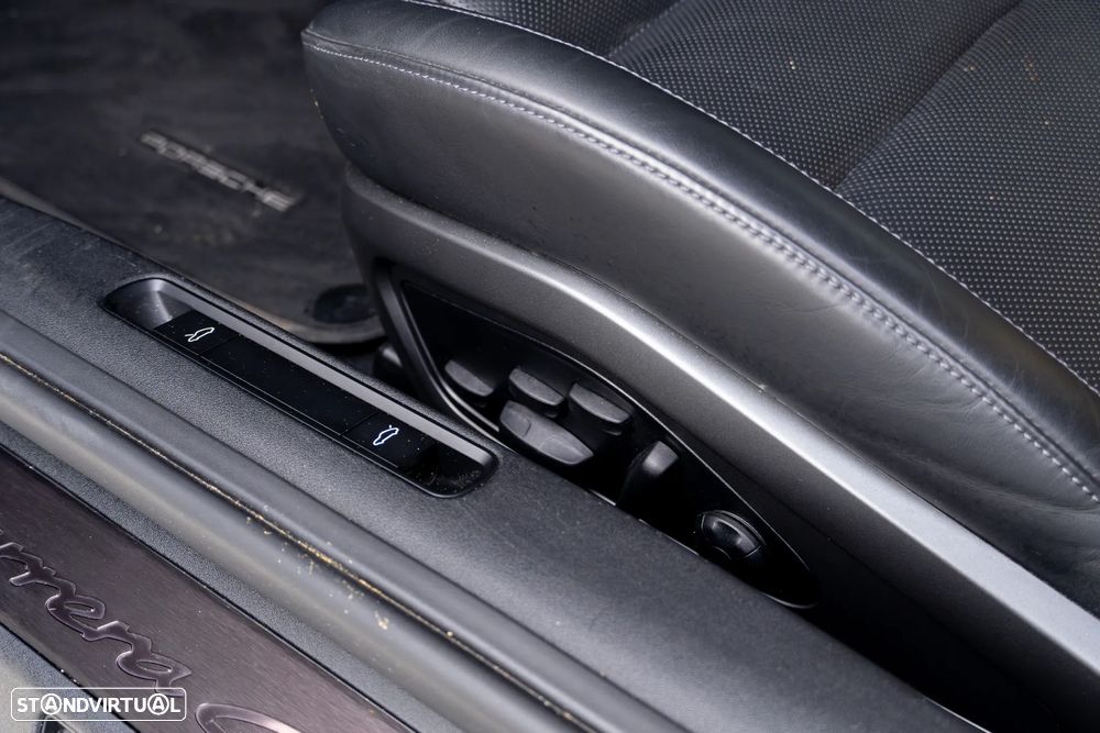 Porsche 911 (992) Carrera GTS PDK - 32