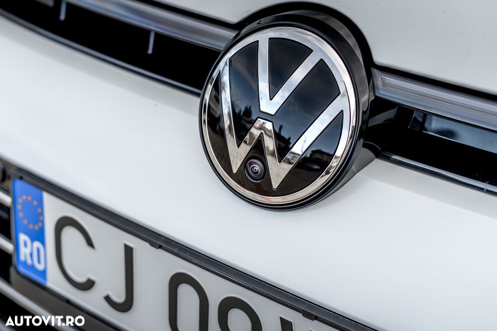 Volkswagen Passat Variant 2.0 TDI SCR DSG Elegance - 17