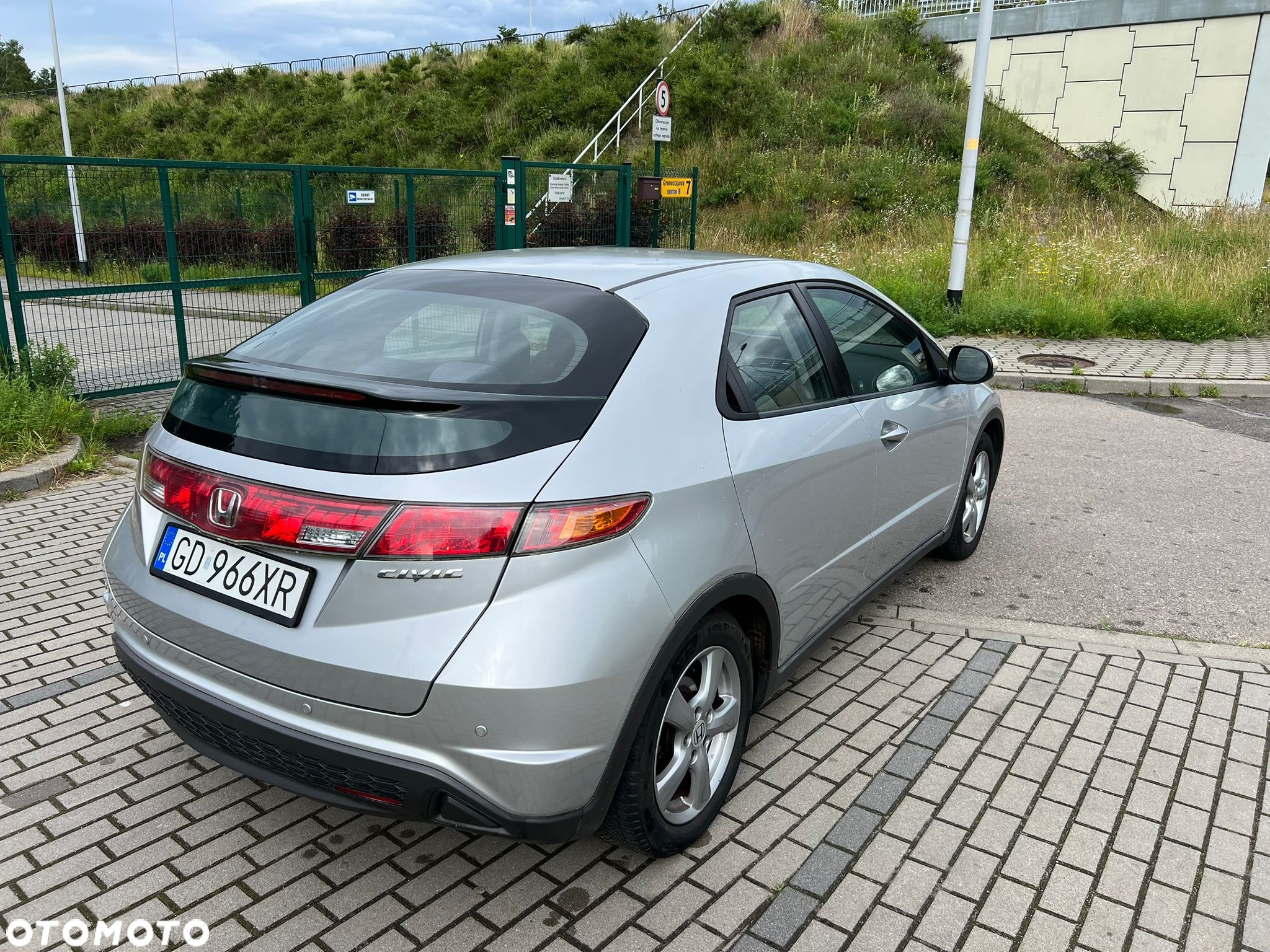 Honda Civic 1.4i-DSi - 10