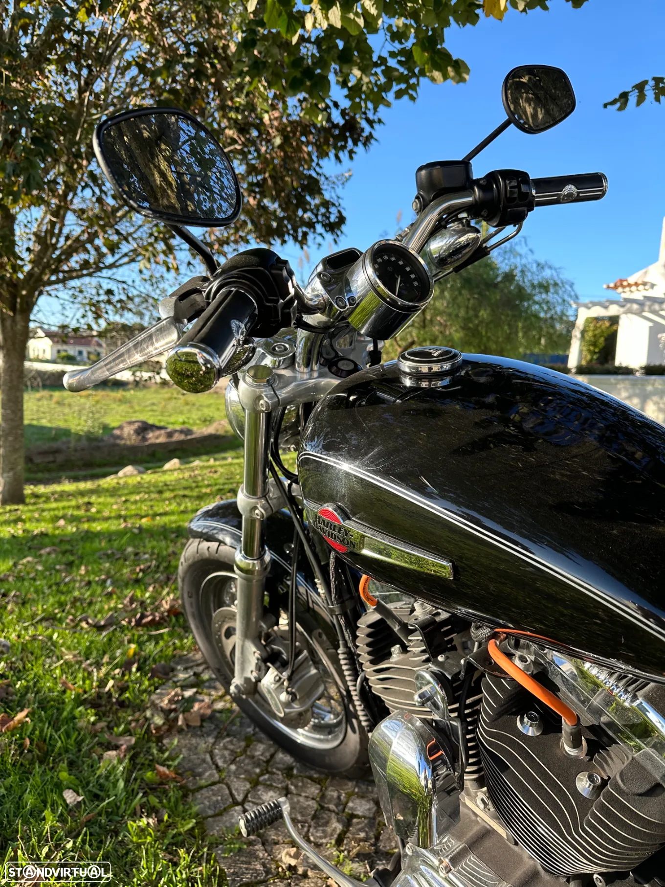 Harley-Davidson XL 1200C CUSTOM - 13
