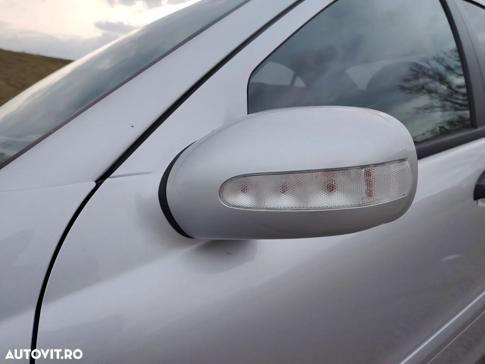 Mercedes-Benz C 200 CDI Classic - 24