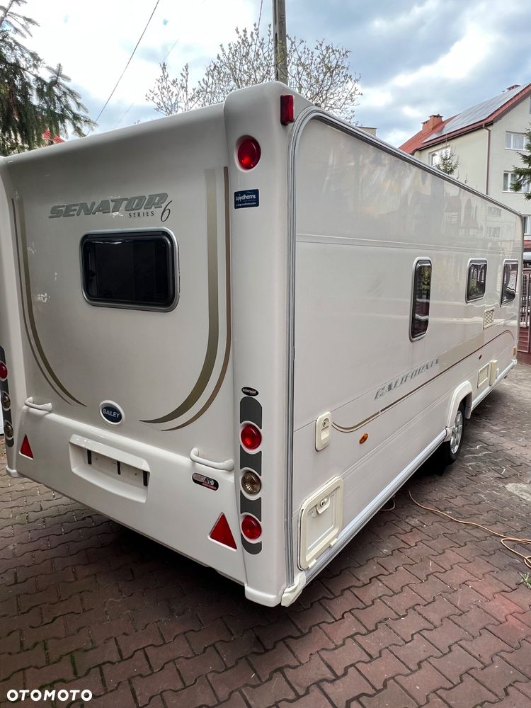 Bailey Senator 6 California - 5