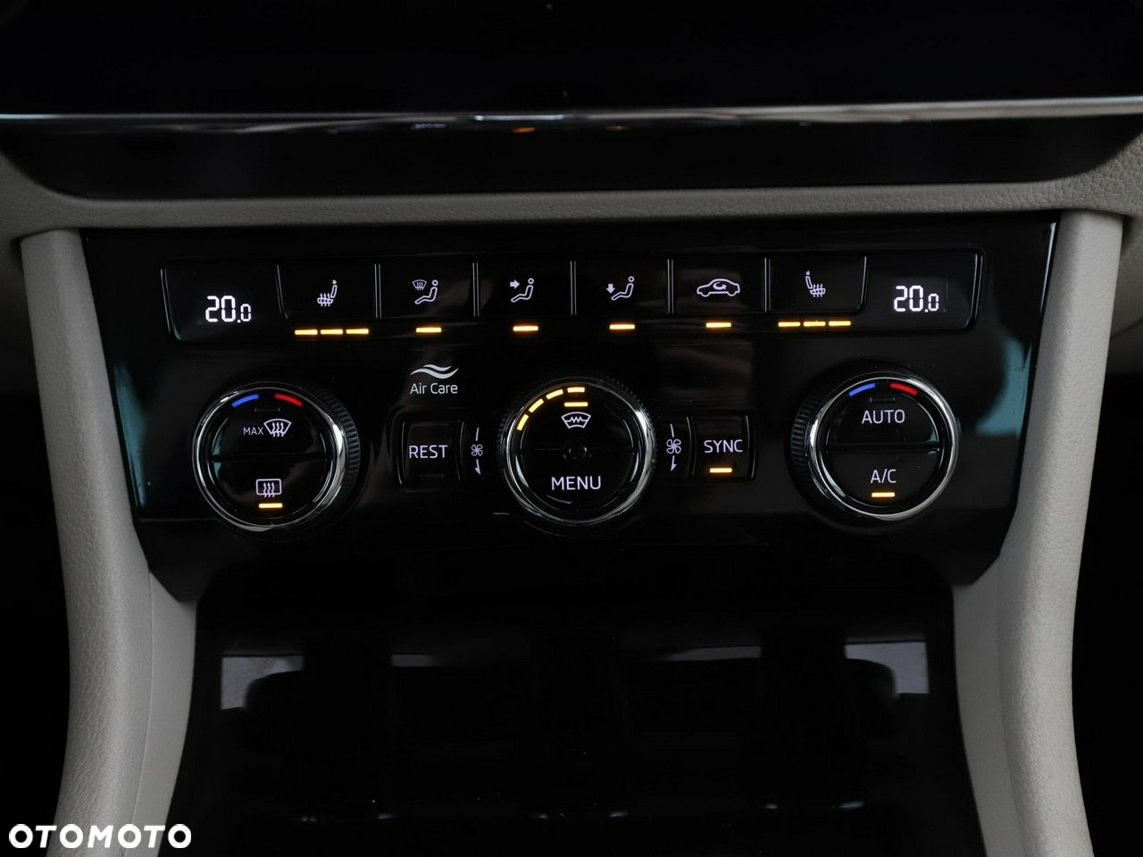 Skoda Superb 1.4 TSI Plug-In Hybrid L&K DSG - 26