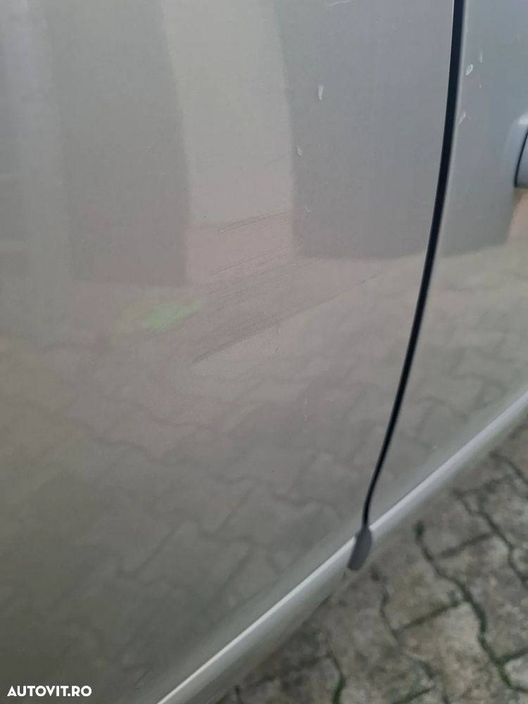 Opel Zafira - 3