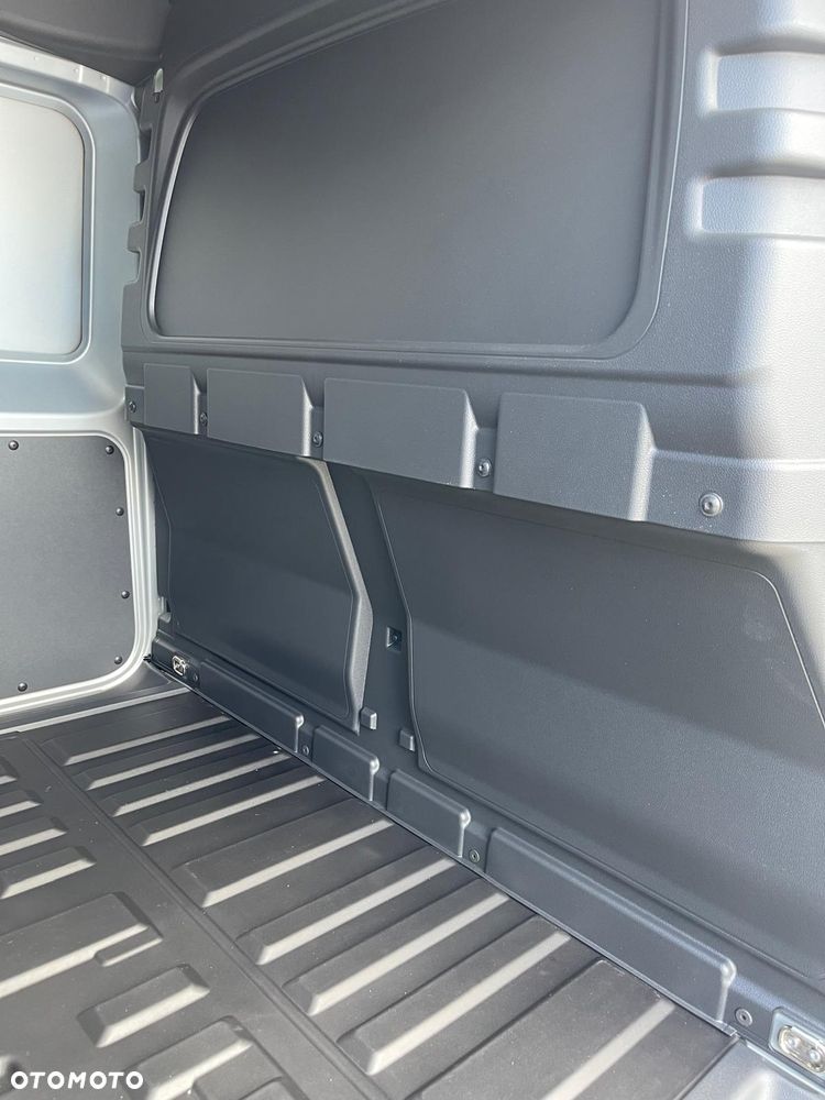 Volkswagen Caddy Cargo Maxi - 10