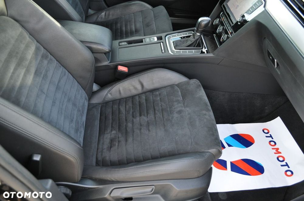 Volkswagen Passat - 28