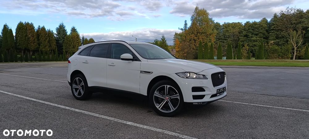 Jaguar F-Pace 20d Portfolio - 17