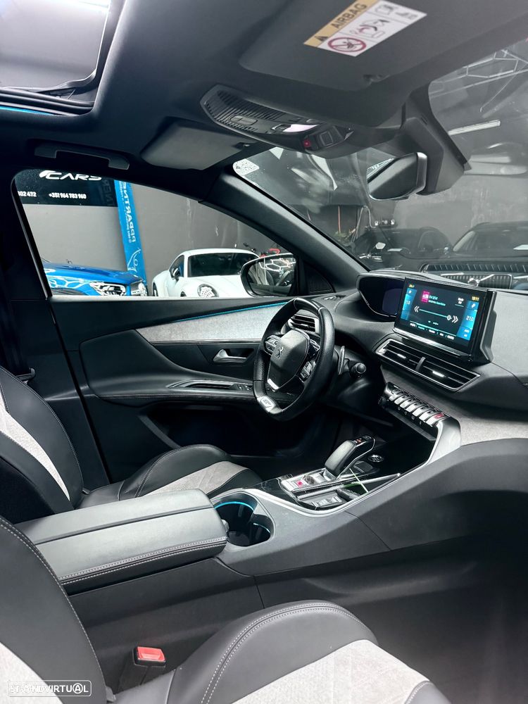Peugeot 3008 1.6 Hybrid GT Line e-EAT8 - 17