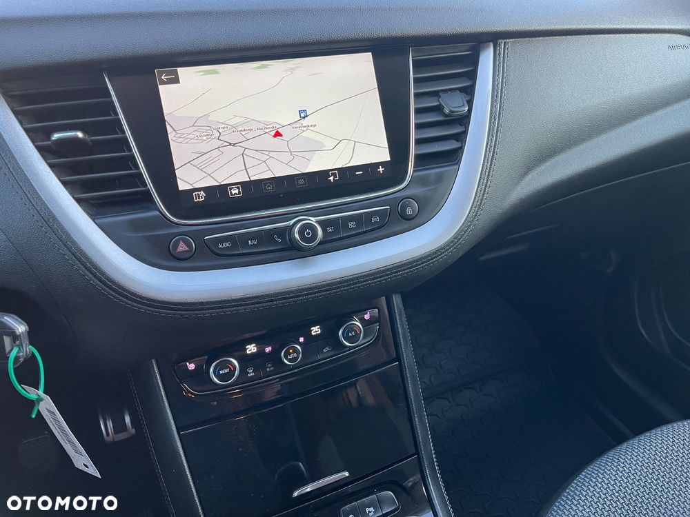 Opel Grandland X 1.2 T GPF Design Line S&S - 14