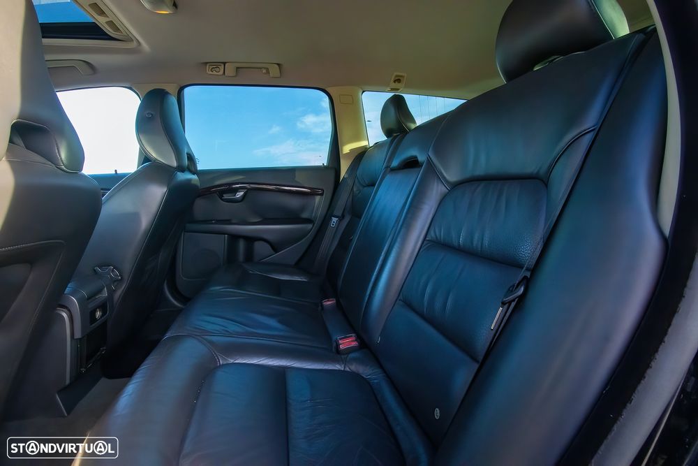 Volvo V70 2.4 D5 Nivel 3 Geartronic - 28