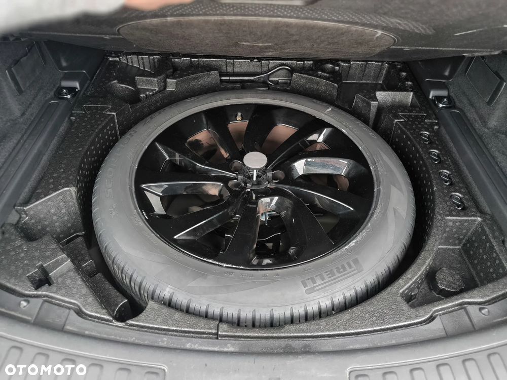 Land Rover Discovery Sport D150 FWD - 13