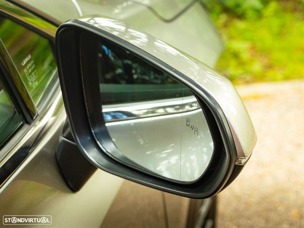 Lexus NX 350h Executive+ - 29