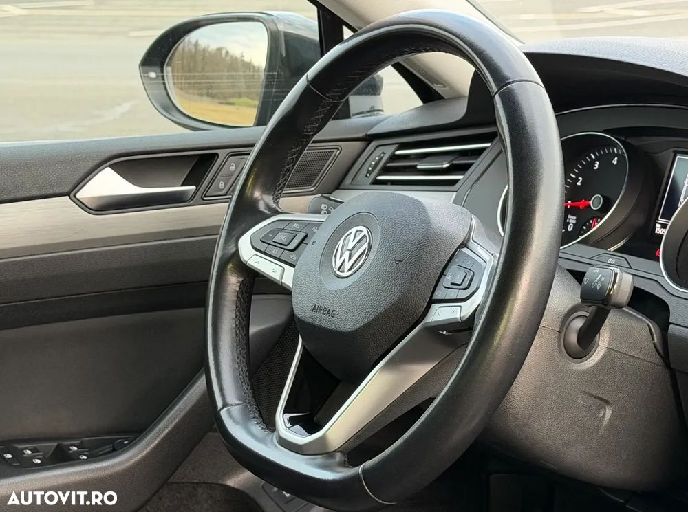 Volkswagen Passat - 7