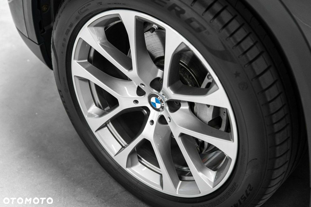 BMW X5 - 16