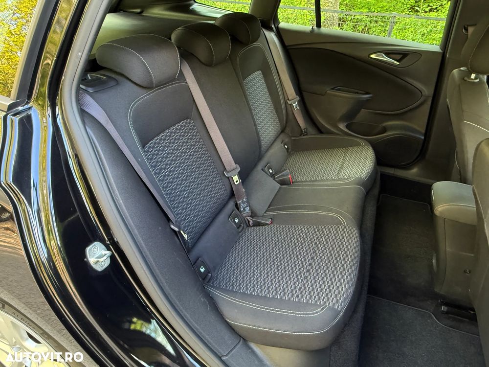 Opel Astra 1.6 CDTI ECOTEC Start/Stop Drive - 10