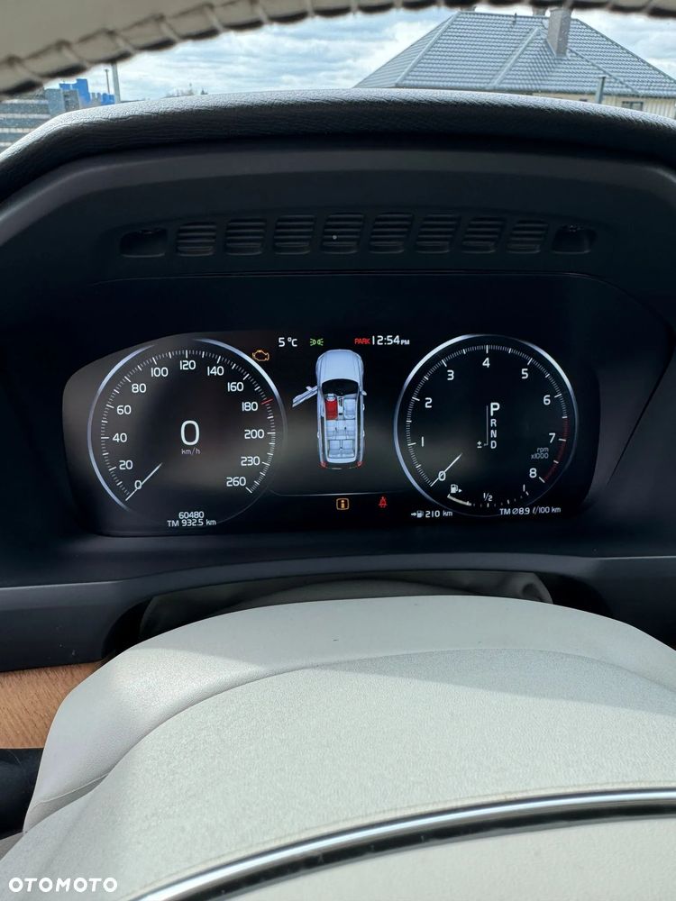 Volvo XC 90 T5 AWD Momentum 7os - 18