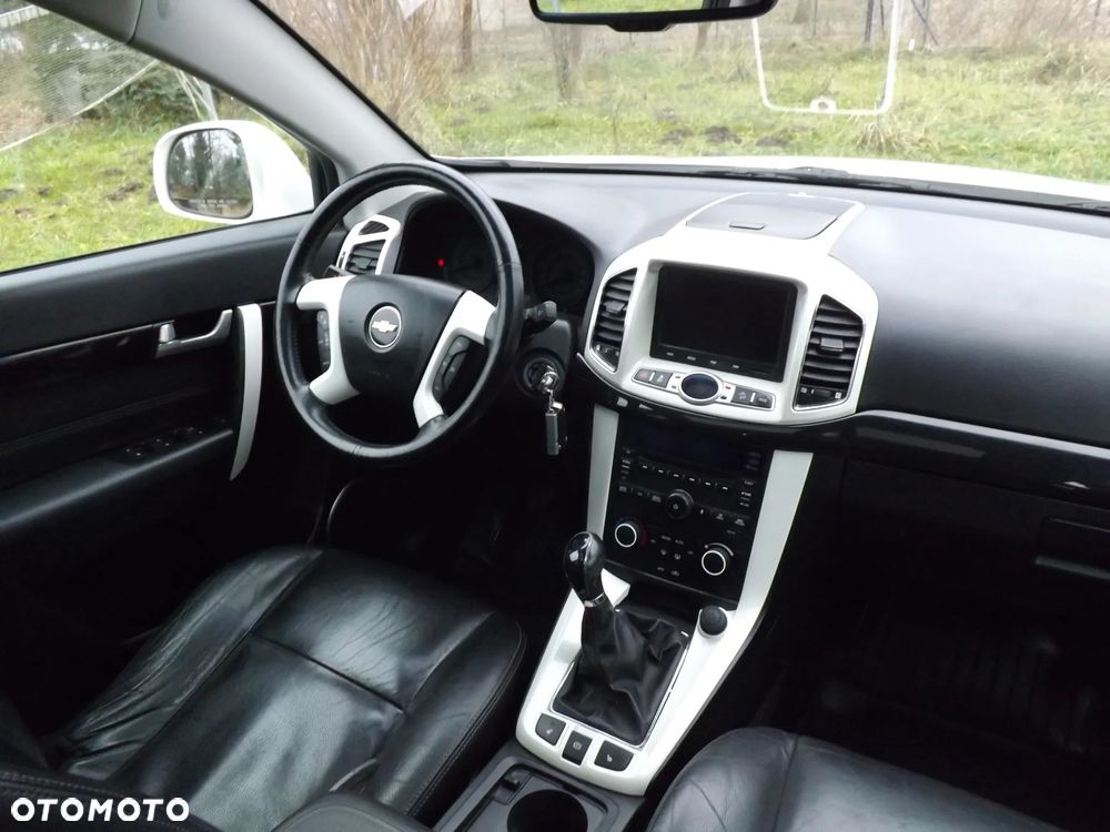 Chevrolet Captiva 2.2 2WD LT+ - 4