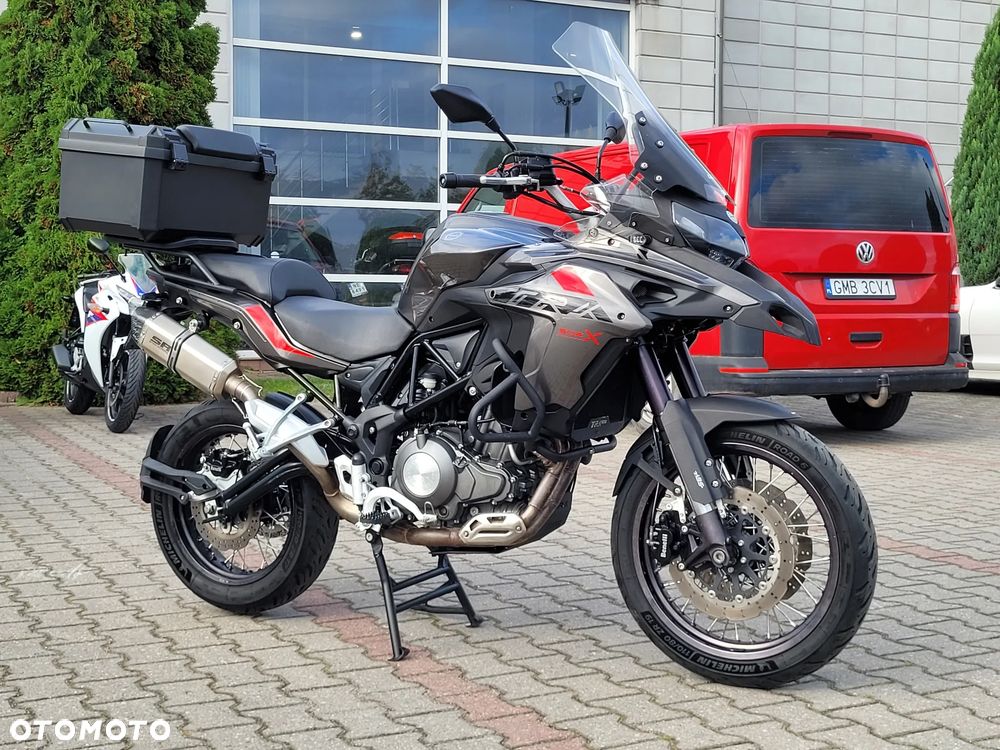 Benelli TRK 502X - 24