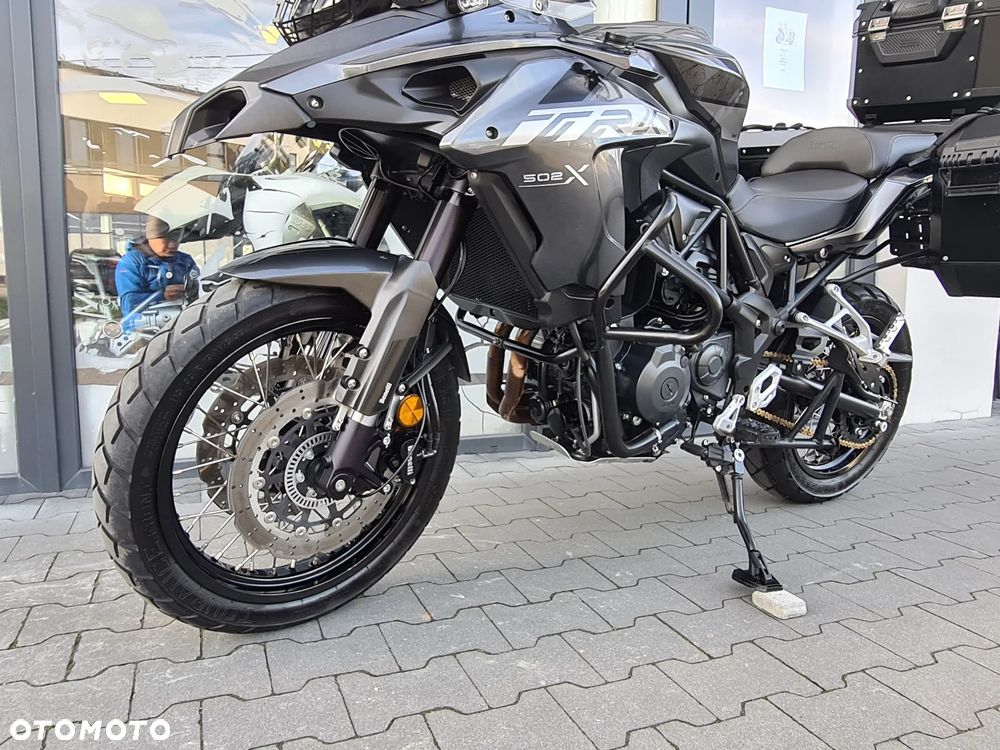 Benelli TRK 502X - 15