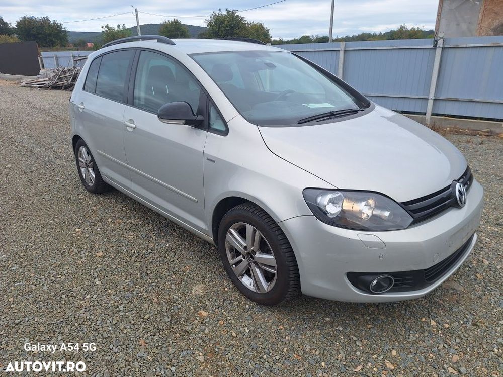 Dezmembrez VW Golf 6 Plus MACH 1.4 tsi CAXA cod culoare LR7L - 2