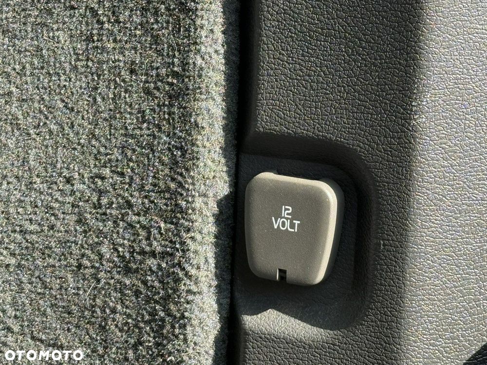 Volvo XC 90 2.4D Momentum - 25