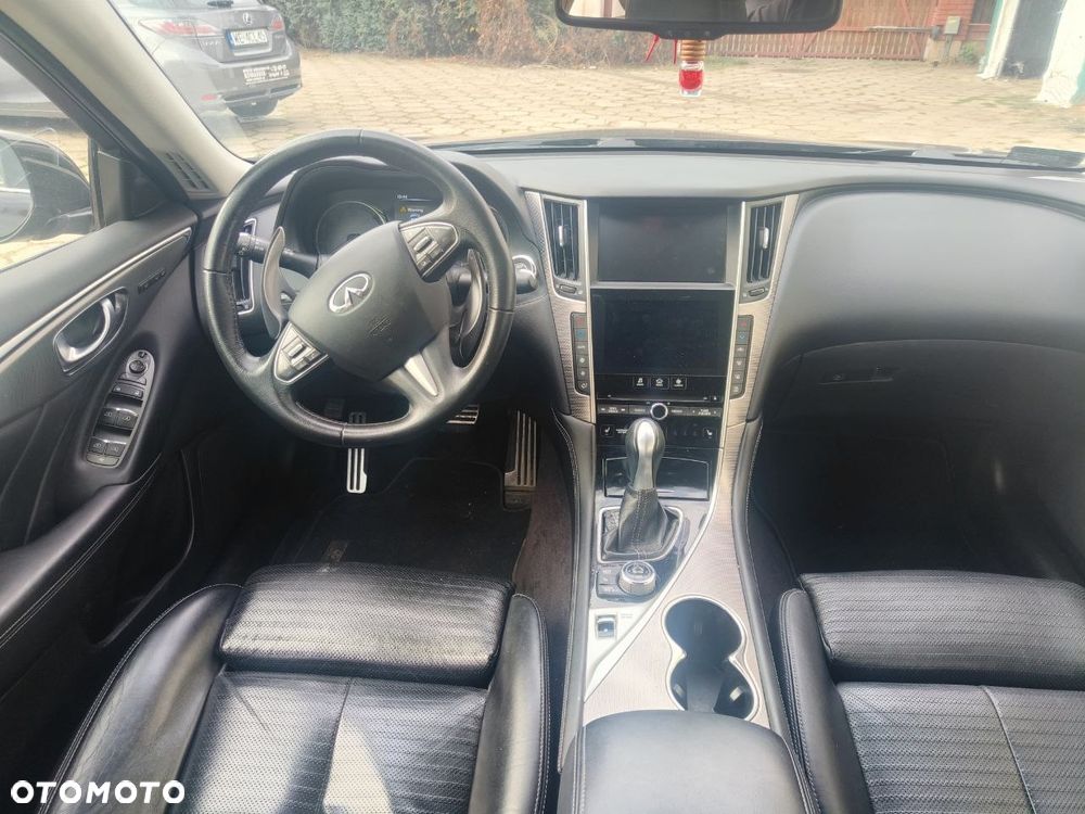Infiniti Q50 Hybrid AWD Premium - 5