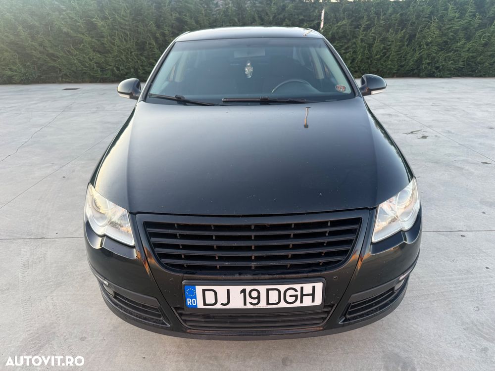 Volkswagen Passat 1.9TDI Highline - 1