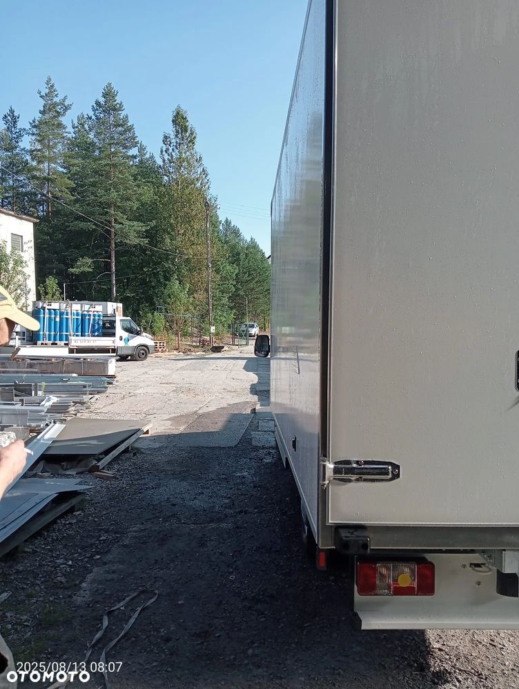 Maxus Deliver 9 - 20