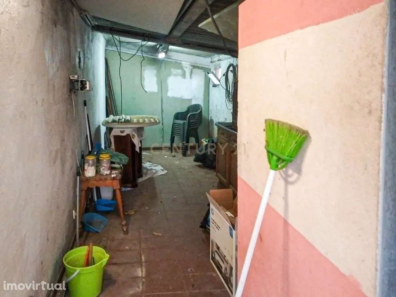 Arrecadação com 20m2 Palhais - Barreiro - Grande imagem: 4/6